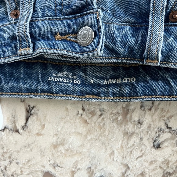 Old Navy Blue Jean Shorts Distressed Cut-Off Style - Picture 3 of 3